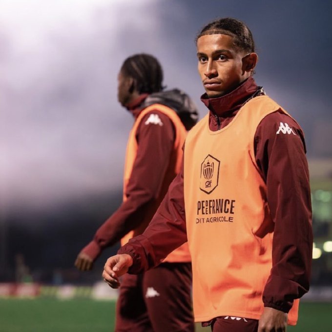NEWS.ro: Jucătorul de la FC Metz, care a supravieţuit tragediei de la Crans-Montana: Nu ştiam dacă prietenii mei mai erau în viaţă sau nu. Eram ca paralizat. Le strigam numele, dar nu primeam niciun răspuns