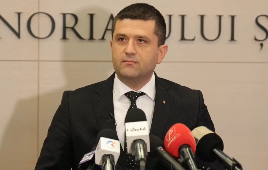 NEWS.ro: Ministrul Apărării: Nu se taie norma de hrană pentru militari / S-a pus această problemă / Ideea nu a venit de la Bolojan / I-am arătat premierului date din minister şi a acceptat aceste argumente