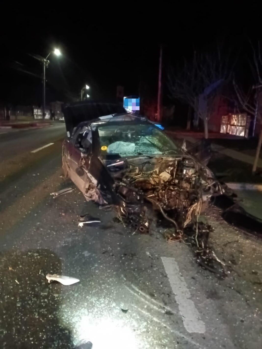 NEWS.ro: Mureş: Bărbat, rănit grav după ce autoturismul în care se afla s-a răsturnat pe şosea