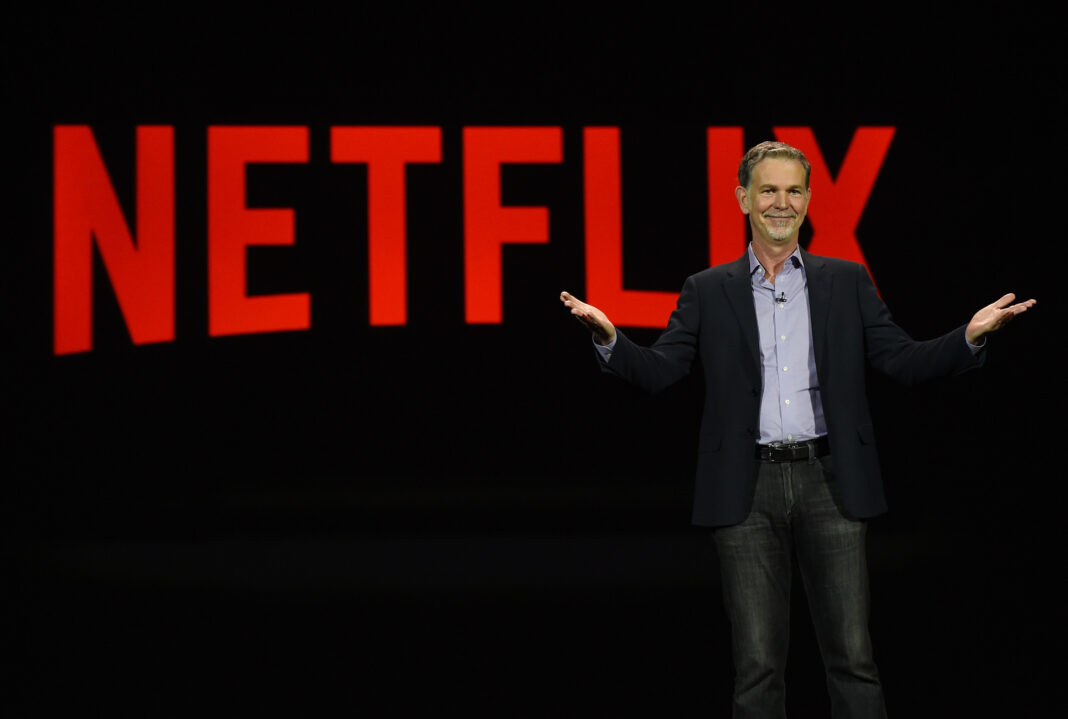 NEWS.ro: Netflix renunţă să mai liciteze pentru Warner Bros. Discovery