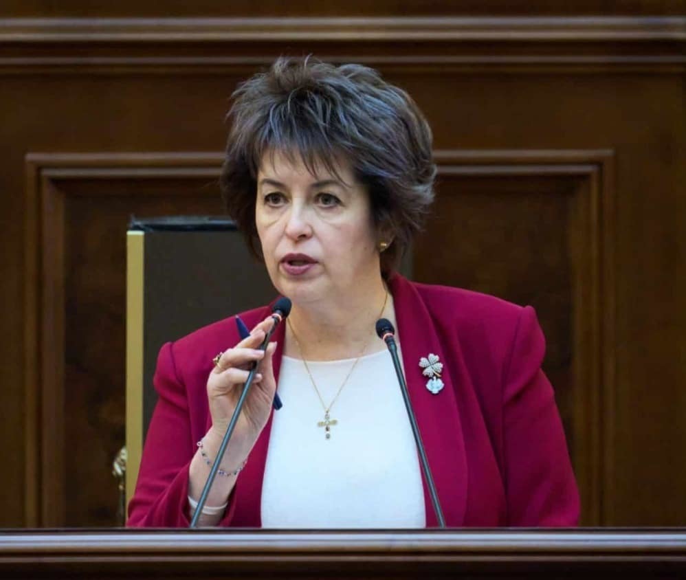 NEWS.ro: Niculina Stelea (senator AUR): OUG pe administraţie este un abuz de putere, politizează suplimentar administraţia, creşte obligaţiile fiscale şi loveşte în categorii sociale defavorizate