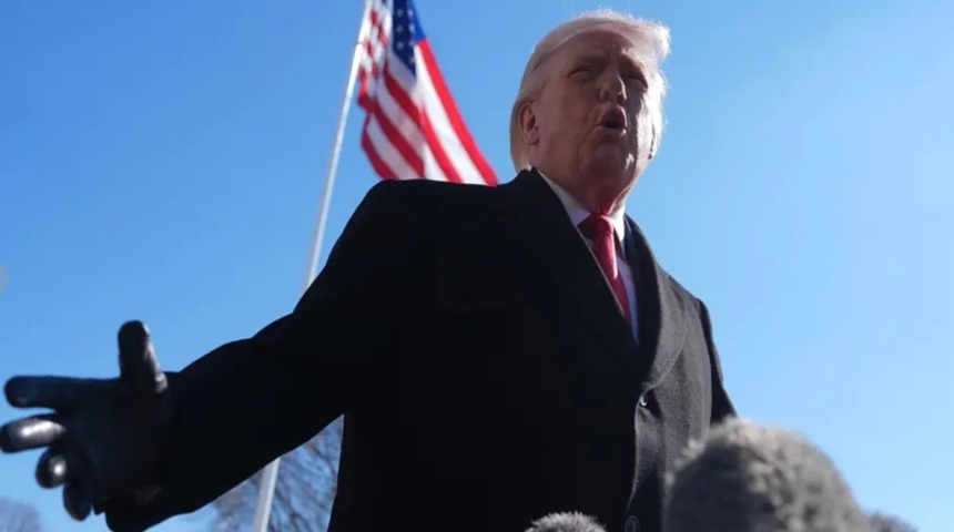 NEWS.ro: O răsturnare a puterii ”ar fi cel mai bun lucru care se poate întâmpla” în Iran, afirmă Trump