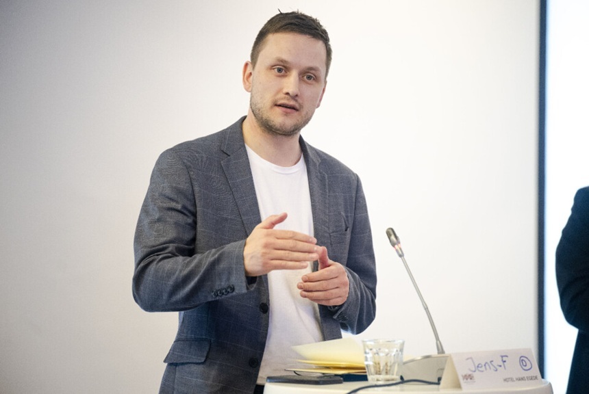 NEWS.ro: Premierul Groenlandei spune ”nu, mulţumesc” la ideea lui Trump de a trimite o navă-spital americană