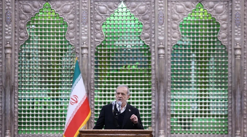 NEWS.ro: Preşedintele iranian Masoud Pezeshkian ”ordonă” să se înceapă negocieri în dosarul nuclear cu SUA