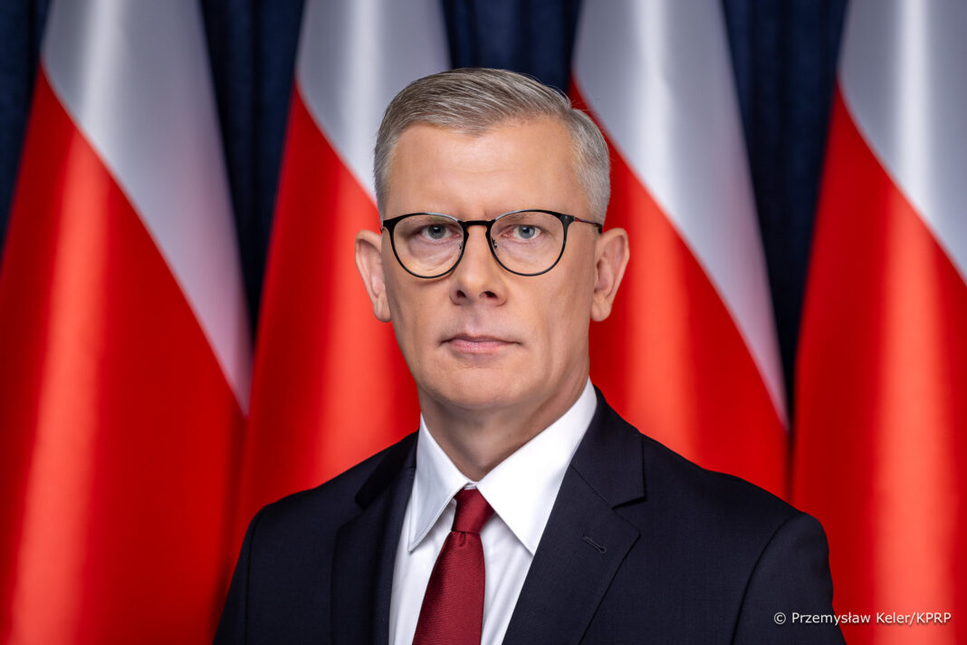 NEWS.ro: Preşedinţia poloneză pune la îndoială rolul Franţei în orice plan nuclear european şi susţine SUA. Polonia ar trebui să solicite NATO partajarea armelor nucleare şi să ia în considerare propria sa forţă de descurajare, spune consilierul lui Karol Nawrocki