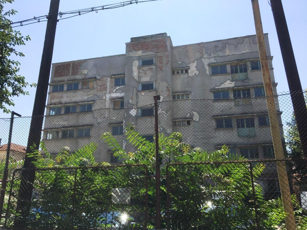 NEWS.ro: Producătorul român de medicamente Biofarm a vândut o clădire abandonată din centrul Capitalei cu 5 milioane euro