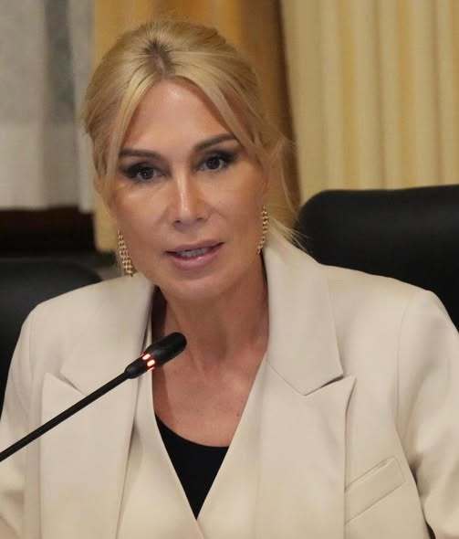 NEWS.ro: Raluca Turcan (PNL) anunţă o nouă modificare la proiectul care obligă explicit judecătorii CCR să participe la şedinţele plenului: Judecătorii Curţii să răspundă individual, financiar, pentru prejudiciul creat statului român