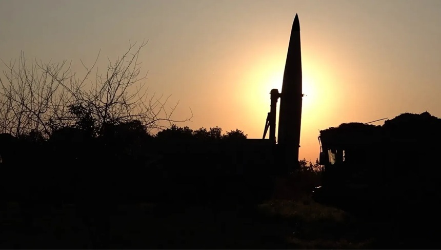 NEWS.ro: Rusia - Incendiu într-o bază militară după un atac cu rachete (guvernator)