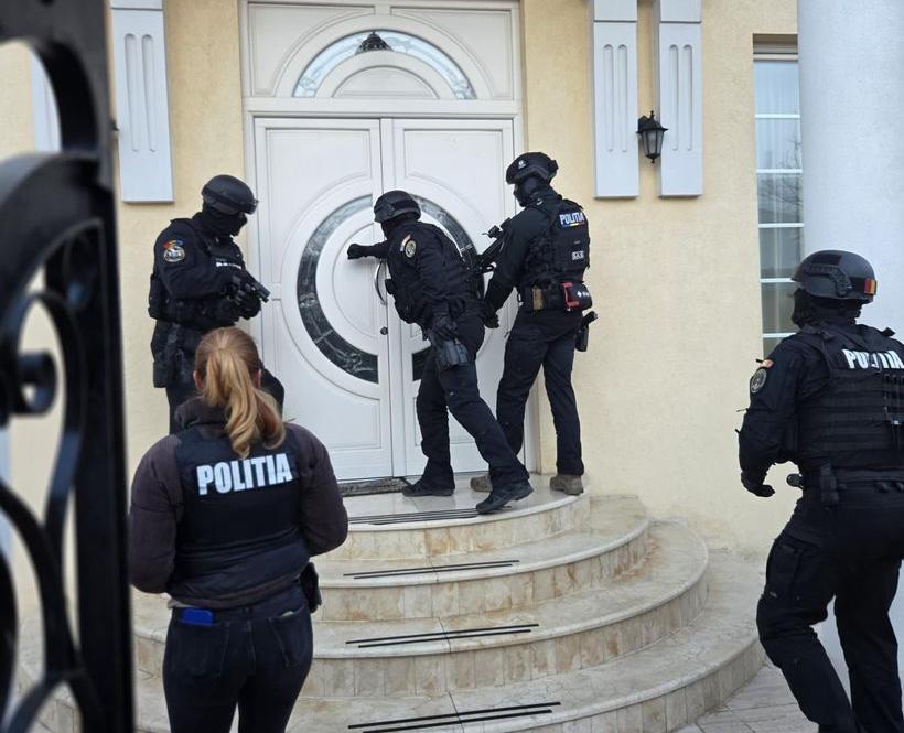 NEWS.ro: Sibiu: Fosta parteneră a omului de afaceri Adrian Kreiner, ucis în 2023, a fost arestată preventiv în dosarul femeii suspectate că şi-a omorât mama cu ajutorul unei asistente medicale