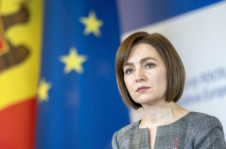 NEWS.ro: Sondaj IMAS - R. Moldova - 65% dintre cei chestionaţi nu şi-au schimbat părerea faţă de unirea cu România după afirmaţia Maiei Sandu că ar vota ”DA„ la un referendum pe această temă/ 46% cred că Maia Sandu a încălcat Constituţia / 52% vot împotriva unirii