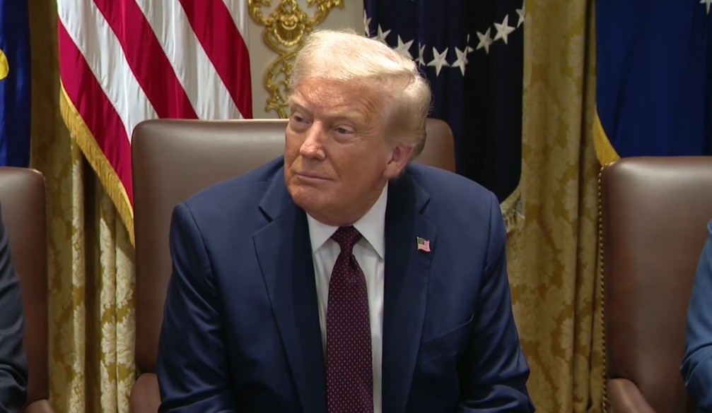 NEWS.ro: Trump cere un tratat „modernizat” cu Rusia în domeniul armelor nucleare