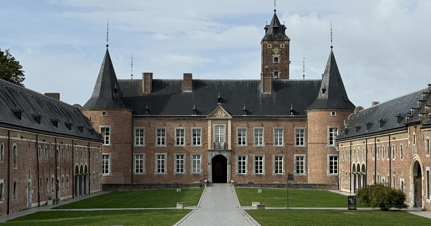 NEWS.ro: UE vrea să accelereze reformele economice pentru a rezista Chinei şi lui Trump