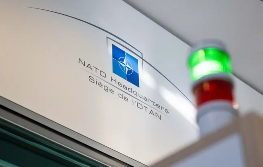 NEWS.ro: Un adolescent de 17 ani, arestat în Norvegia, suspectat de un plan de atentat la Centrul de Război Interarme al NATO Jåttå, la Stavanger. El a fost văzut la şcoală cu steagul grupării Statul Islamic