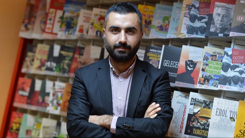 NEWS.ro: Un jurnalist de la Deutsche Welle, arestat în Turcia cu privire la ”insultarea preşedintelui” şi ”ştiri false”, după ce dezvăluie că Turcia se pregăteşte să repatrieze cetăţeni turci care fac parte din Statul Islamic