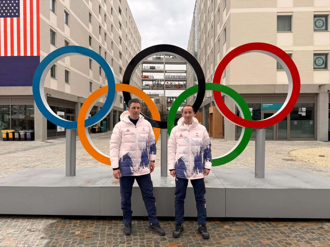 NEWS.ro: Vicepremierul Tánczos Barna a vizitat Satul Olimpic de la Milano. El s-a întâlnit cu patinoarea Julia Sauter şi cu antrenoarea Roxana Luca Hartmann