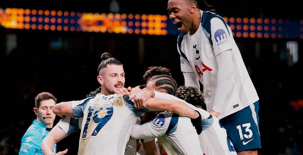 Noroc pentru Radu Drăgușin. La Tottenham vine un antrenor care îl știe bine pe internaționalul român