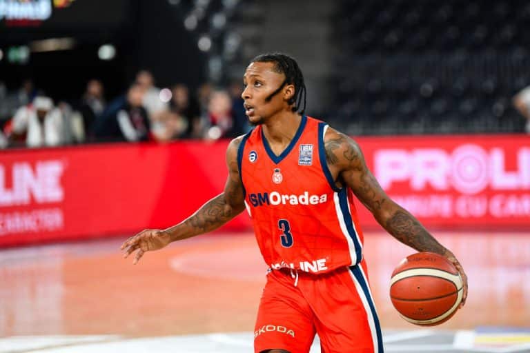 Oradea revine incredibil și prinde finala Cupei! Duel de foc cu U-BT Cluj pentru trofeu