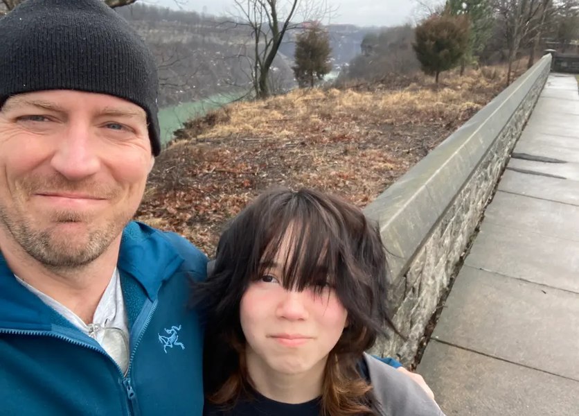 Pericolul ascuns din jocurile video. Cum a ajuns o adolescentă să moară în urma manipulării online: „Spălare de creier completă”