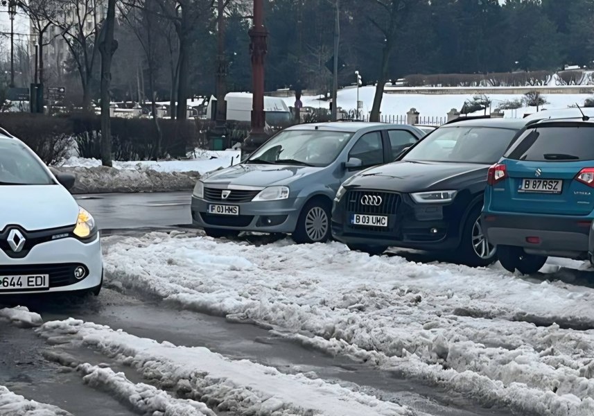 Polițiștii locali i-au umplut de amenzi pe operatorii care s-au făcut că deszăpezesc sectoarele Bucureștiului