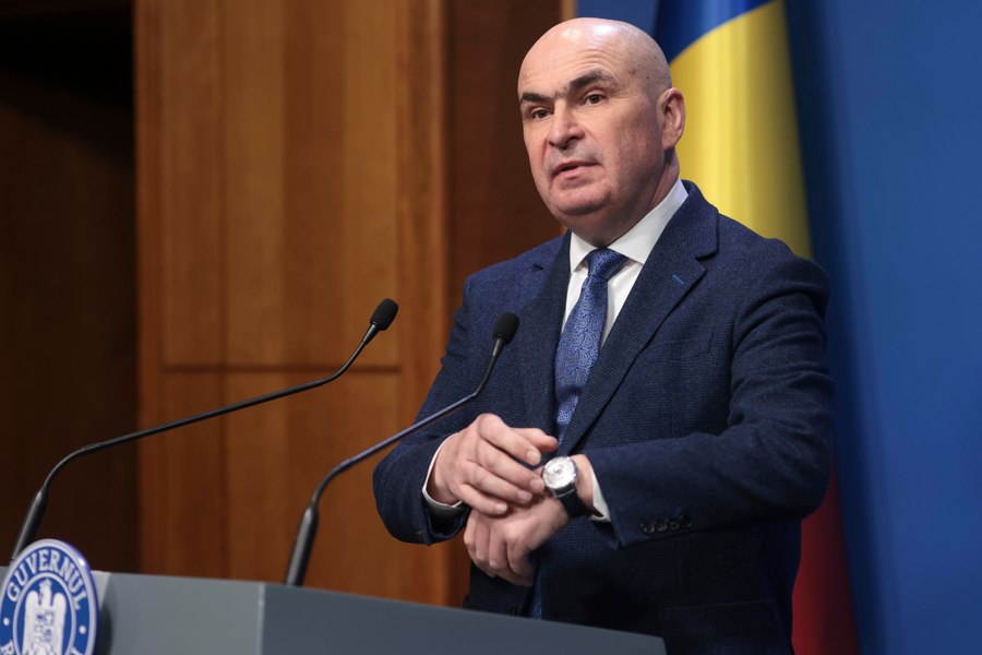 Premierul Bolojan anunță că săptămâna viitoare trimite bugetul în Parlament. „Va fi bazat pe date reale, nu pe venituri supraestimate cum s-a întâmplat în anii trecuţi”