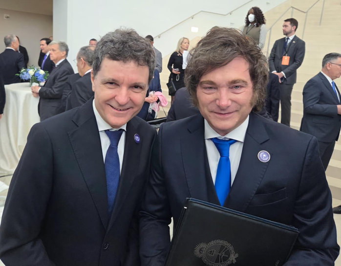 Preşedintele Nicuşor Dan s-a fotografiat alături de libertarianul Javier Milei, preşedintele Argentinei, la reuniunea Consiliului pentru Pace din Washington