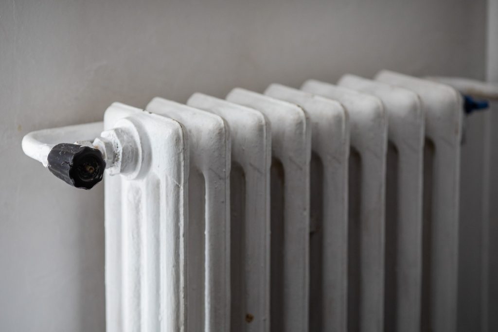 PSD şi PUSL au convocat pentru marți o ședință extraordinară a Consiliului General pentru un proiect de diminuare a facturilor la încălzire ale bucureștenilor în cazul nerespectării parametrilor contractuali