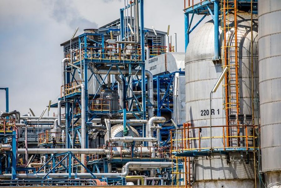 Rafinăriile Petromidia Năvădari și Vega Ploiești intră pentru 20 de zile în revizie tehnologică programată