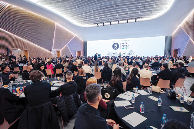 Reportajul săptămânii. Sute de mici antreprenori construiesc un brand mare. Drumul 5 to go către 1.000 de cafenele trece şi prin comuna Poiana Mare, prin Bucureşti, Cluj-Napoca sau Iaşi, dar şi prin Sofia şi Dublin