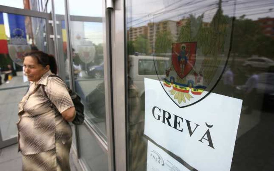 Revoltă fără precedent în administrația locală: „Niciodată n-au fost măsurile atât de draconice”. Peste 1.300 de comune intră în grevă