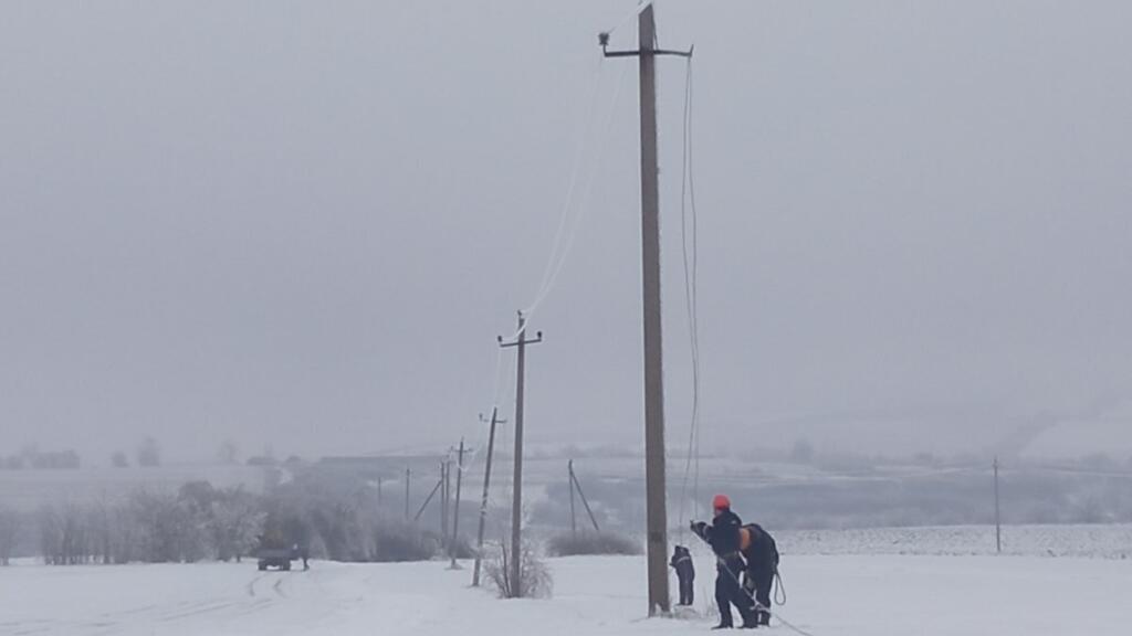 RFI: Blackoutul de sâmbătă: Defecțiune tehnică pe linia Vulcănești–MGRES cauzată de chiciură