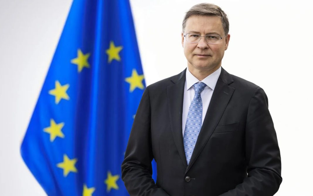 Ridicarea frânei aplicate creșterii economice a Europei (Op-ed de Valdis Dombrovskis, comisar pentru economie și productivitate, punere în aplicare și simplificare)