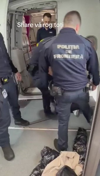 Scandal pe Aeroportul Henri Coandă. Polițiștii de frontieră au intervenit pentru a împiedica îmbarcarea unei familii considerată agresivă de personalul unei companii aviatice