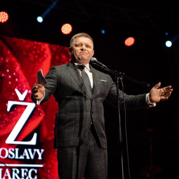 Slovacia e gata să oprească livrările de energie electrică către Ucraina. Ce cere la schimb