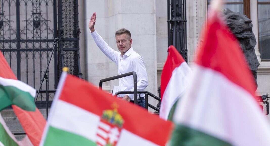 Sondaj cu o lună înaintea alegerilor din Ungaria: Partidul de opoziție conduce cu 11 puncte în fața lui Viktor Orban