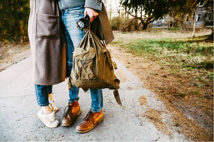 Sondaj ING Bank: Jumătate dintre români recunosc că „gura lumii” le-a influenţat deciziile în relaţia de cuplu, inclusiv în ceea ce priveşte alegerile făcute pentru nuntă. Totuşi, 86% îşi împart cel mai frecvent cheltuielile cu partenerul de viaţă