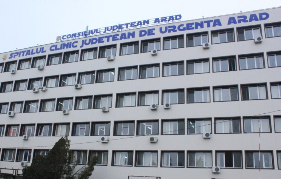 Spitalul din Arad, subiectul unui nou scandal. Cazul pacientului care a trebuit să-şi cumpere pernă la internare
