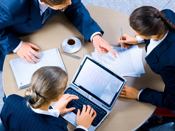 Studiu bestjobs: Candidaţii reclamă „tăcerea” recrutorilor; peste 55% spun că nu primesc feedback după aplicare