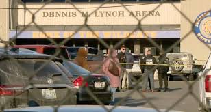 SUA: Doi morți și trei răniți la un patinoar din Rhode Island unde se disputa un meci de hochei