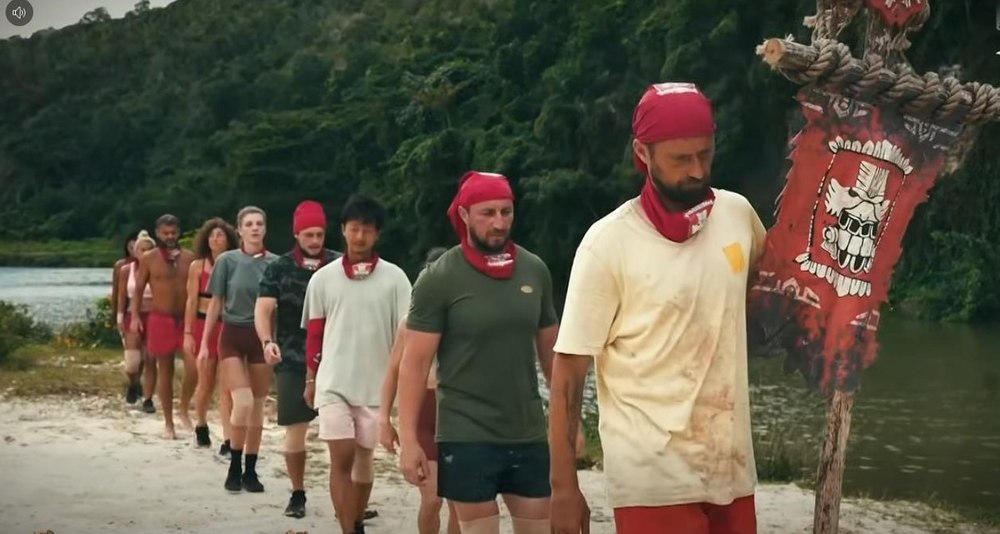 Survivor România 2026. Tribul Albastru a câştigat proba de vineri. Marian Godină are probleme de sănătate şi este cu moralul la pământ