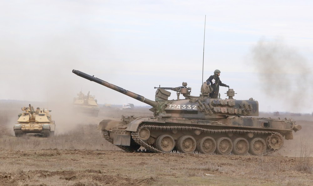 Tancuri Abrams ale Armatei SUA, dislocate la Smârdan pentru exerciții comune cu militarii români