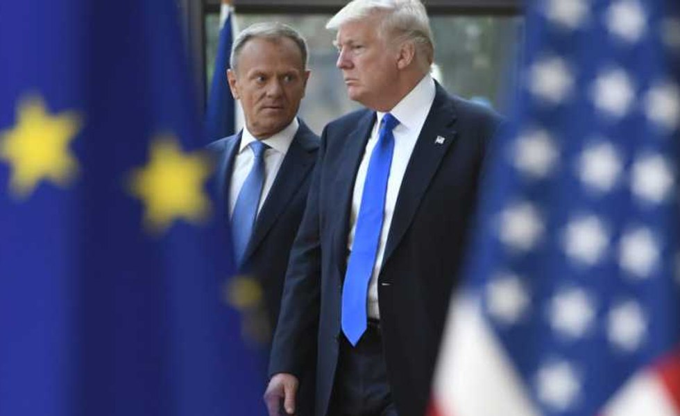 Tensiuni între aliați. Tusk afirmă că Polonia este un aliat loial al SUA, dar „nu va fi un vasal”