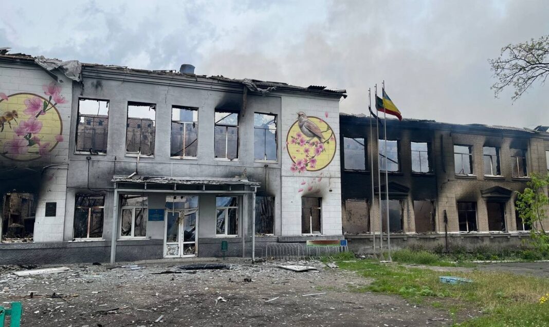 Ucraina nu va mai reconstrui şcoli din regiunile depopulate ca urmare a războiului / Oficial guvernamental: Se schimbă priorităţile