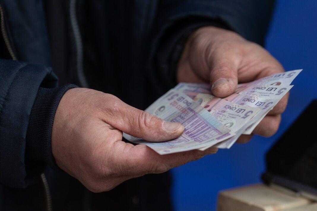 UDMR solicită sprijin financiar de 1.000 de lei pentru pensionarii cu venituri mici / Kelemen Hunor: ”Statul trebuie să ofere respect și siguranță celor care au muncit 40-45 de ani”