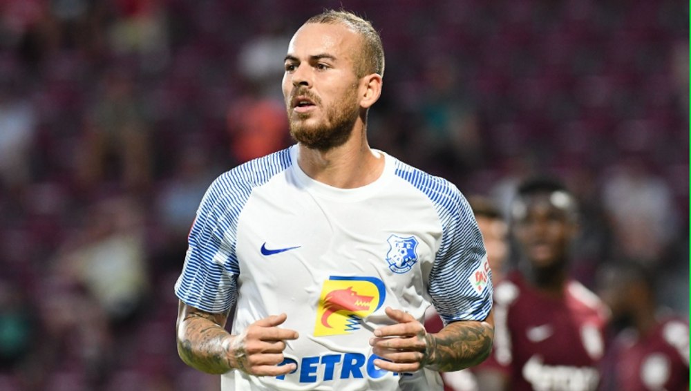 Umilință pe litoral! Farul a spulberat-o pe Universitatea Craiova, după doar 30 de minute de joc. Debut cu gol pentru Denis Alibec