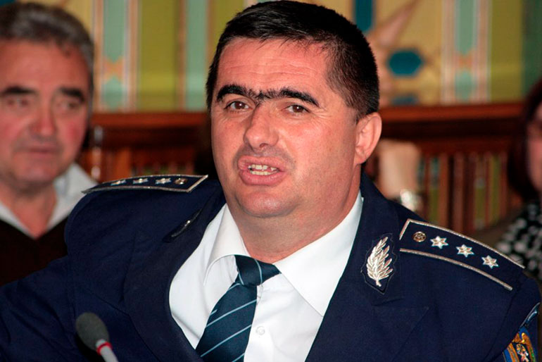 Un flagrant ratat. Un episod mai puțin cunoscut din cariera lui Viorel Salvador Caragea, numit administrator special la uzina de armament Sadu