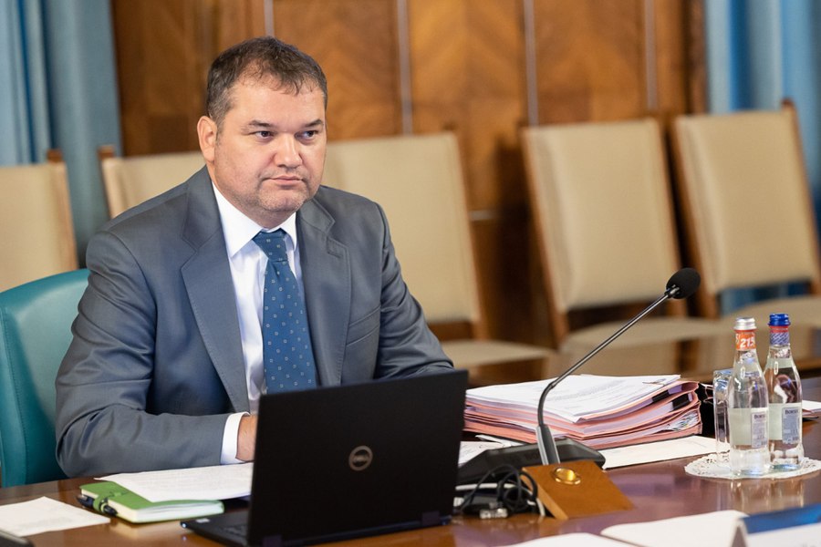 Un sfert dintre primării, favorizate de reforma administrației locale. Cseke Attila: „Nu vor trebui să reducă niciun post ocupat”