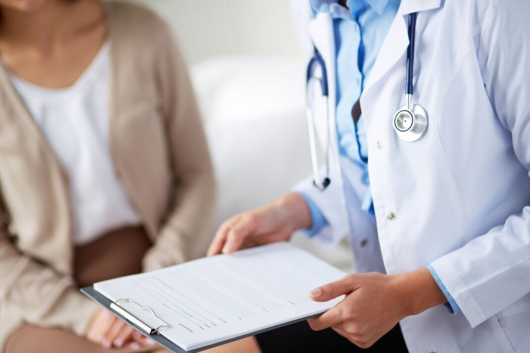 USR anunță că va vota în Parlament pentru ca toți bolnavii cronici să beneficieze de plata primei zile de concediu medical