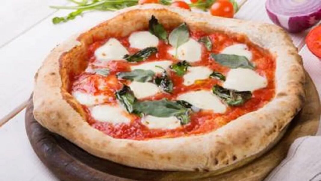 VIDEO | ABC în bucătărie | Cum încălzești pizza ca să rămână crocantă/ Sfaturi de la o bucătăreasă italiancă