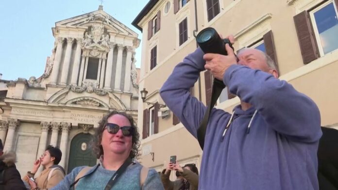 VIDEO. E gata. Dacă vei vizita fântâna Trevi din Roma, trebuie să plătești doi euro