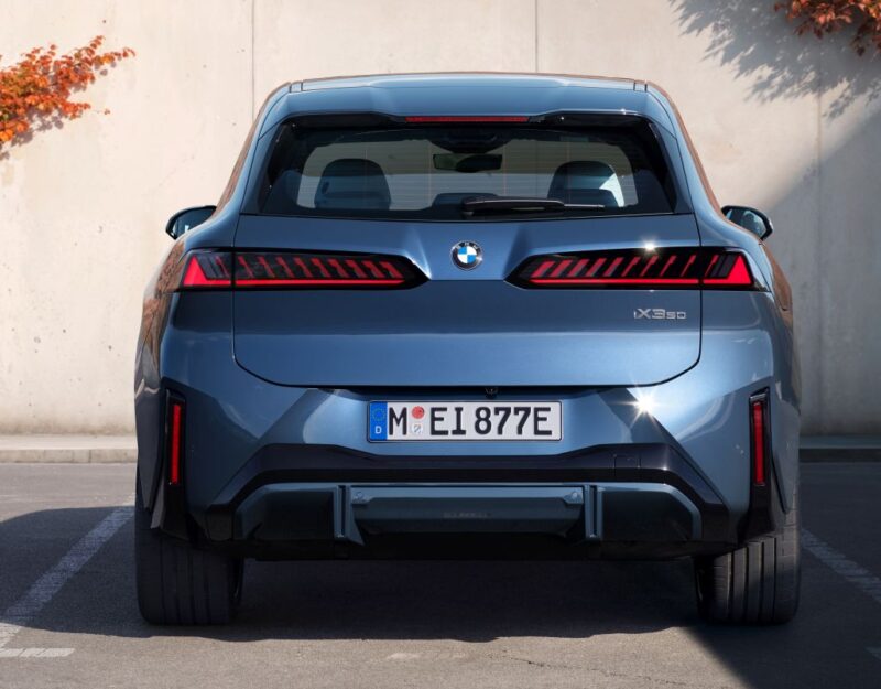 Zeci de mii de mașini ale unor mărci cunoscute din Europa ajung la clienți din Rusia, ocolind sancțiunile / Autoturismele noi sunt vândute prin China, ca fiind second-hand